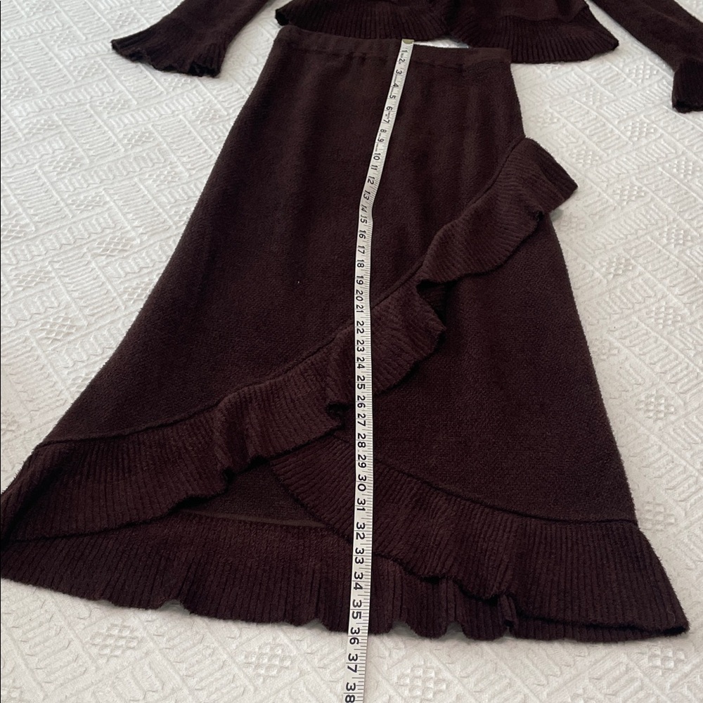 St. John 2 pc ruffle maxi sweater long sleeve bell sleeve Brown Women's Skirt - Picture 5 of 17